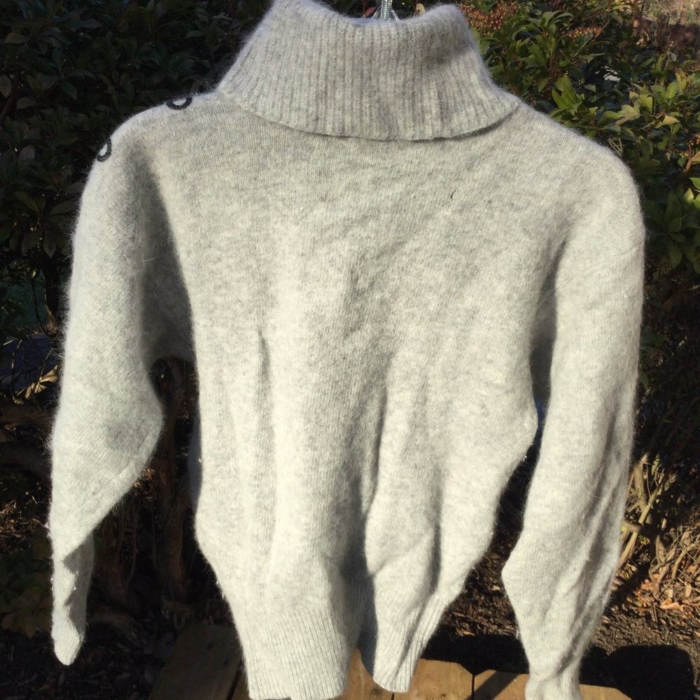 Evan Davies Lambwool Rabbit Hair Bead on Art Deco Sweater - Picture 2 of 2